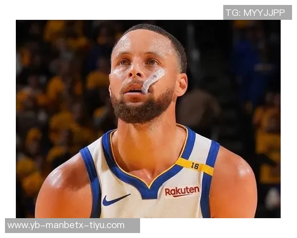 库里分享谷歌折叠手机广告幕后花絮巴特勒奇特造型意外现身引关注